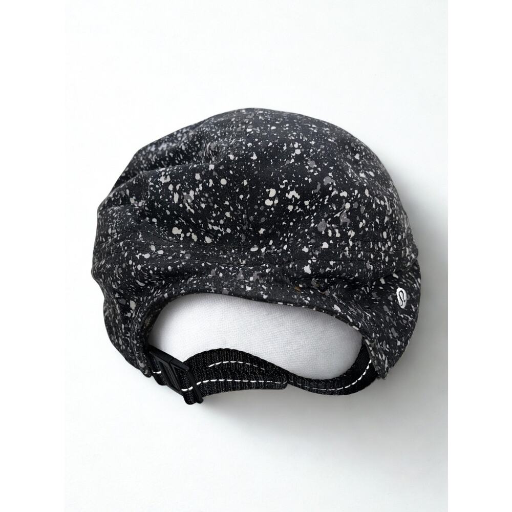 Lululemon Race To Place Run Hat 2.0 Black White Splatter EUC Adjustable - Picture 7 of 15